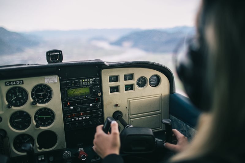 cockpit.jpg